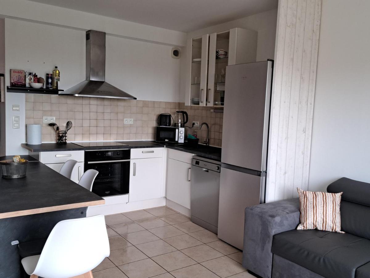 La Chaumiere Avec Piscine Privee, A 5 Minutes Du Mont St-michel Holiday home *