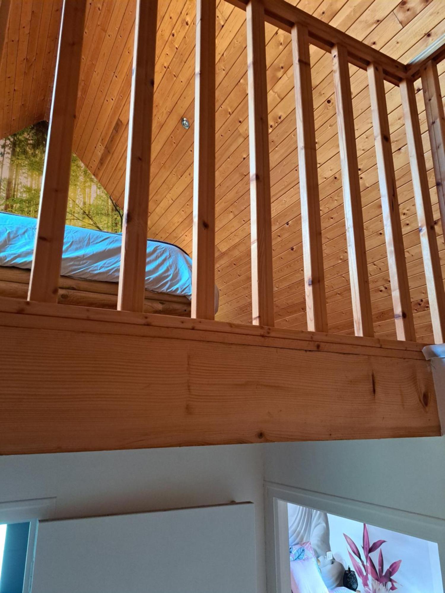 La Chaumiere Avec Piscine Privee, A 5 Minutes Du Mont St-michel Hébergement de vacances Huisnes-sur-Mer